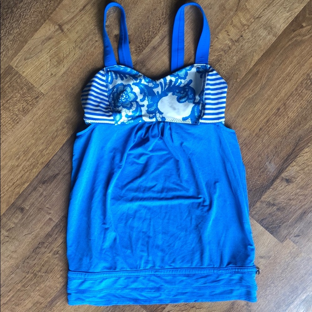 Lululemon Built In Bra Tank Blue Floral & Stripes
